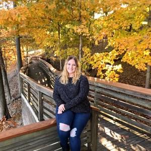 Meet your Posher, Lexie